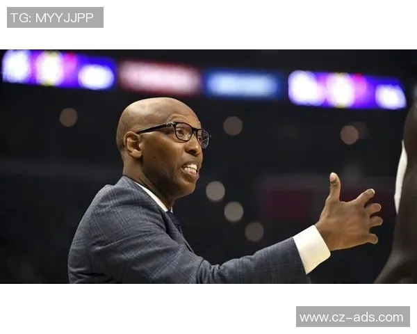 火箭主帅塞弗洛沃透露赛季后助教连撸9铁：我们需要调整战术